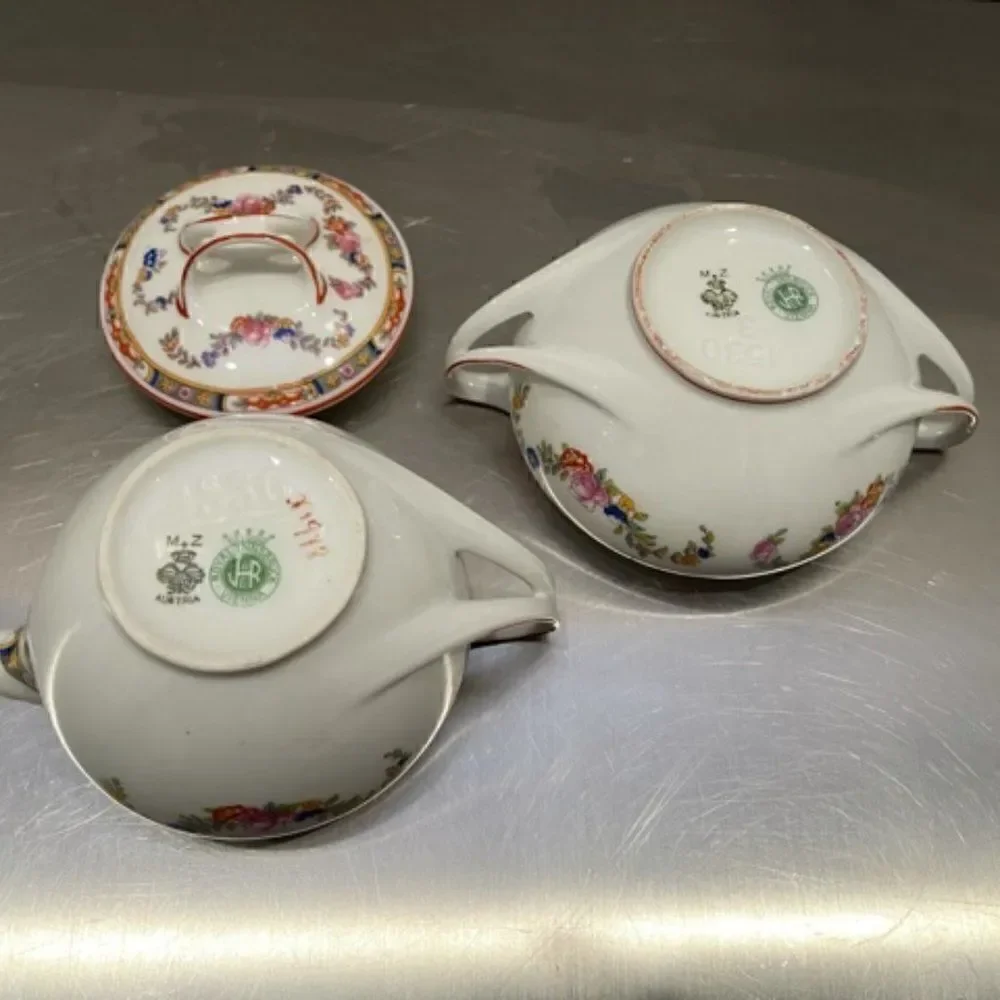 ROYAL INNSBRUCK M Z VIENNA AUSTRIA  Lidded Sugar